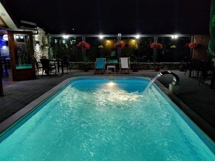 Hotel Vilagora Krushevo Krusevo Bagian luar foto